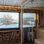 Holiday home Kasztanowe Zacisze *