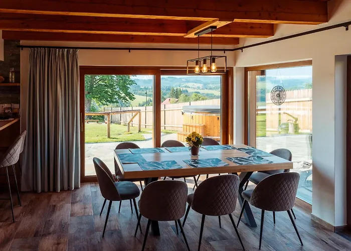 別荘 Kasztanowe Zacisze ヤボジンカ